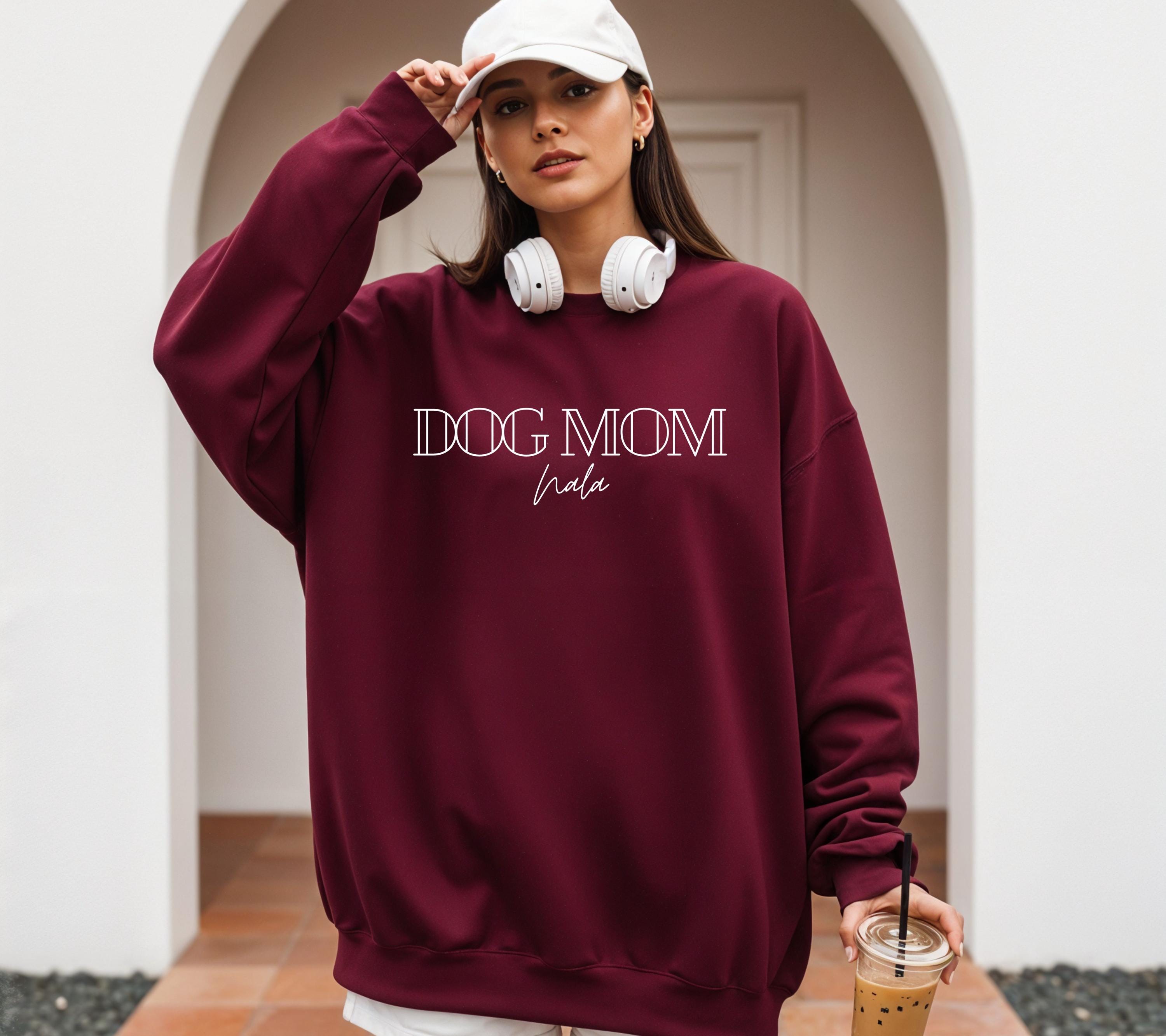 Pullover Dog Mom, In My Dog mom Era, Pulli Hundeliebhaber Geschenk Freundin, Hundebesitzer, Hundemama, Weihnachten, Geschenkidee, Hundename