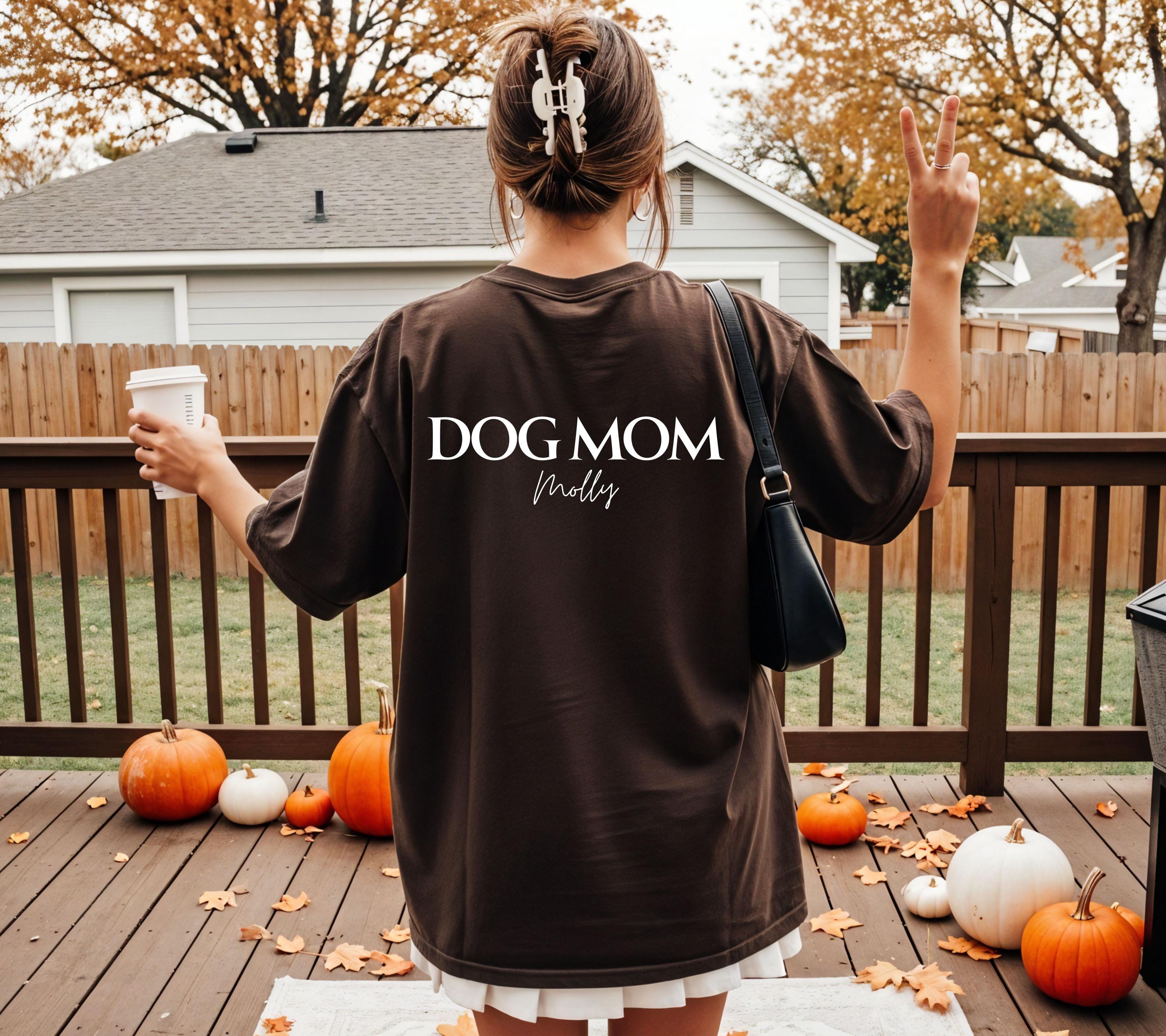 Dog Mom Shirt, Hundepapa, Hundemama, Dog Tshirt, personalisiertes Shirt, Geschenk Hundepapa, Hundeliebhaber, Hundebesitzer, Haustier Name
