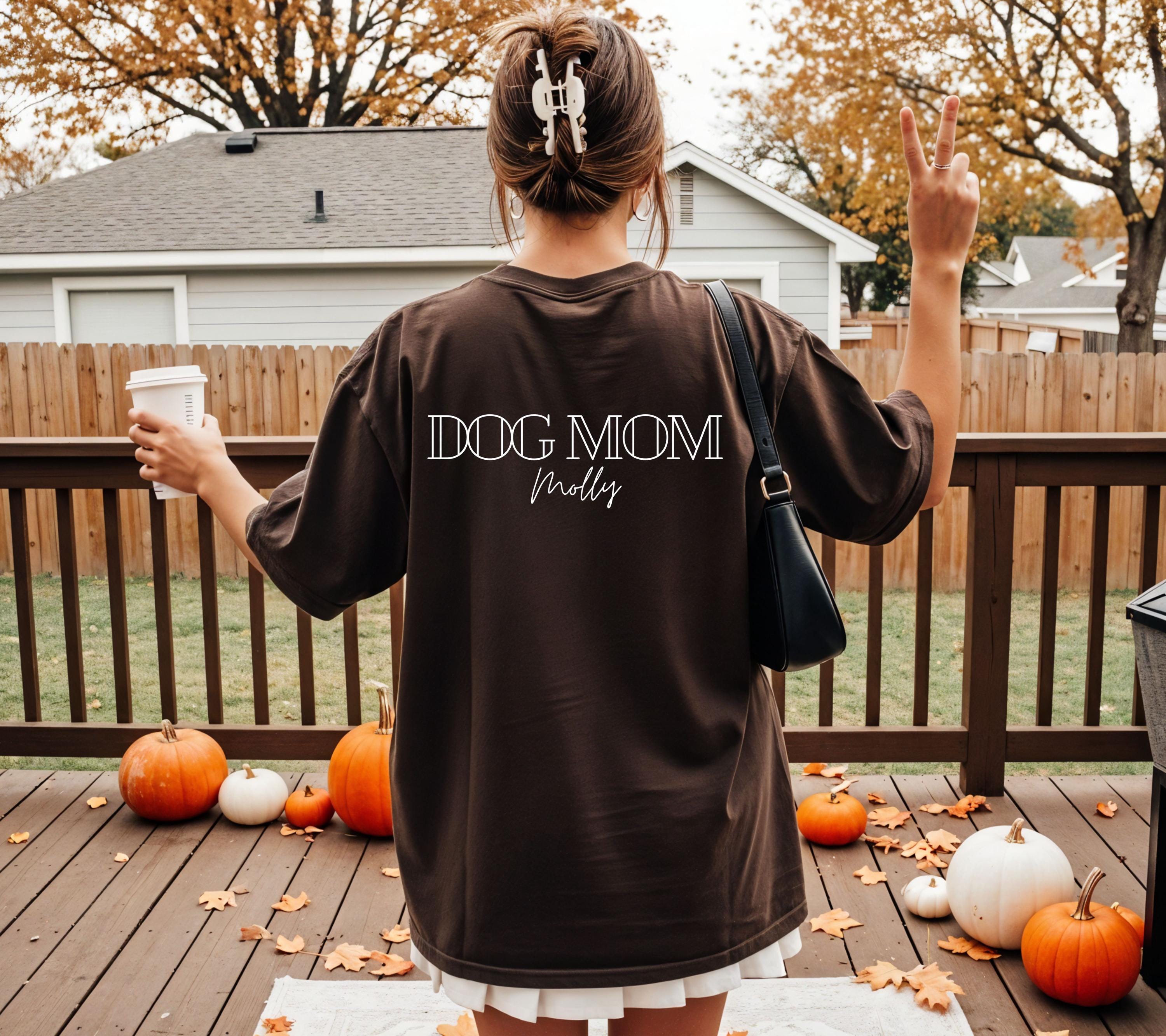 Dog Mom Shirt, Hundepapa, Hundemama, Dog Tshirt, personalisiertes Shirt, Geschenk Hundepapa, Hundeliebhaber, Hundebesitzer, Haustier Name