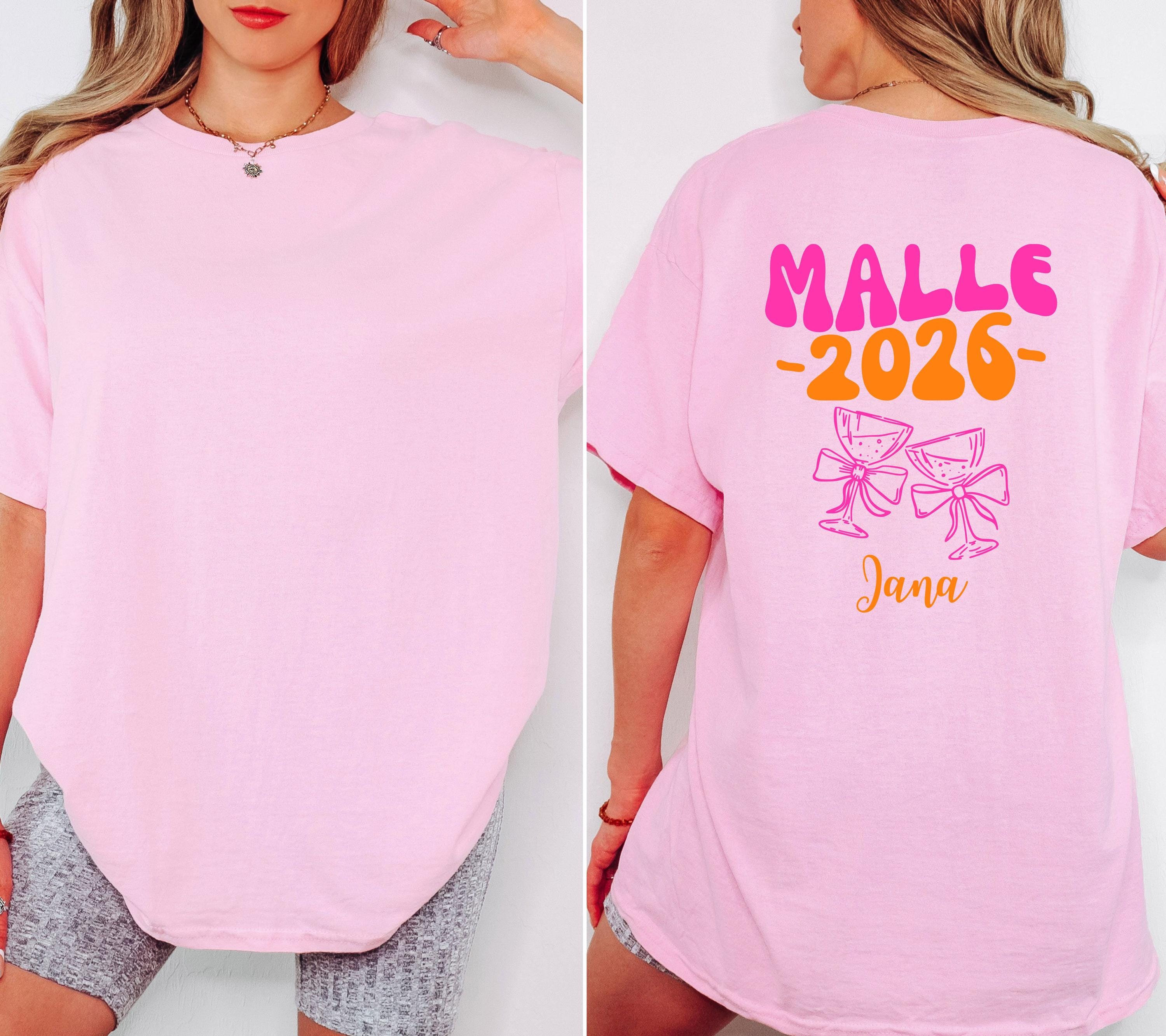 Malle T Shirt, Backprint, Malle 2026, Spritz, Mädels, Malle Shirts, personalisiert, Mallorca Shirts, Sekt Shirt, Sauf T Shirt, Gruppenshirt