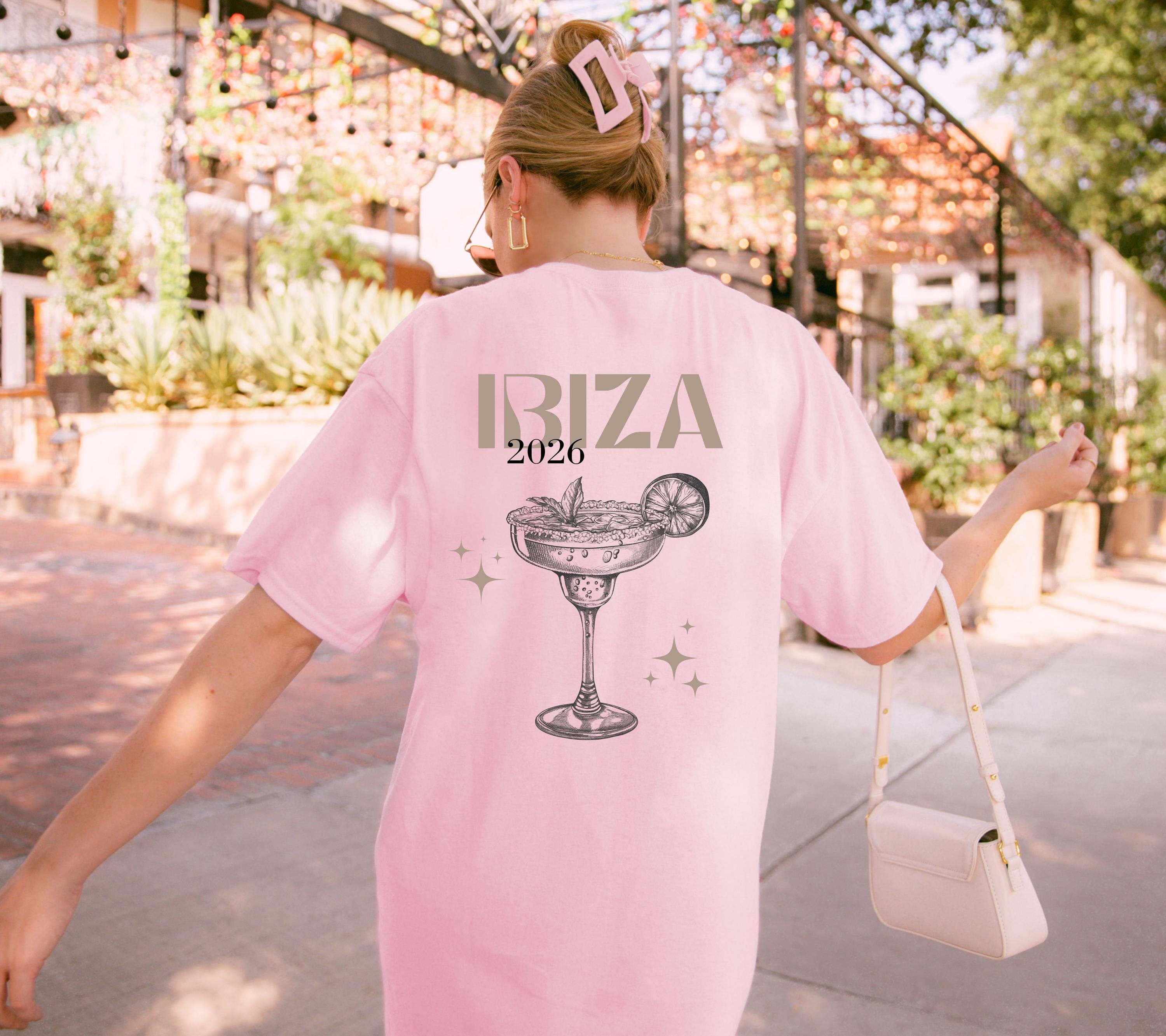 Ibiza Shirt, Boho, Beige, Backprint, Ibiza 2026, Ibiza T Shirts, Mädelstrip Shirts, Gruppenshirt Mädels, Frauen, Cocktail, Sekt, Urlaub