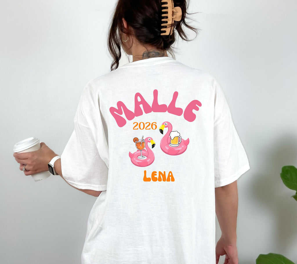 Malle Shirt Flamingo, Backprint, Malle 2026, Malle Shirts personalisiert, Mallorca t Shirts pink, Bier Shirt, Gruppenshirt, saufi saufi