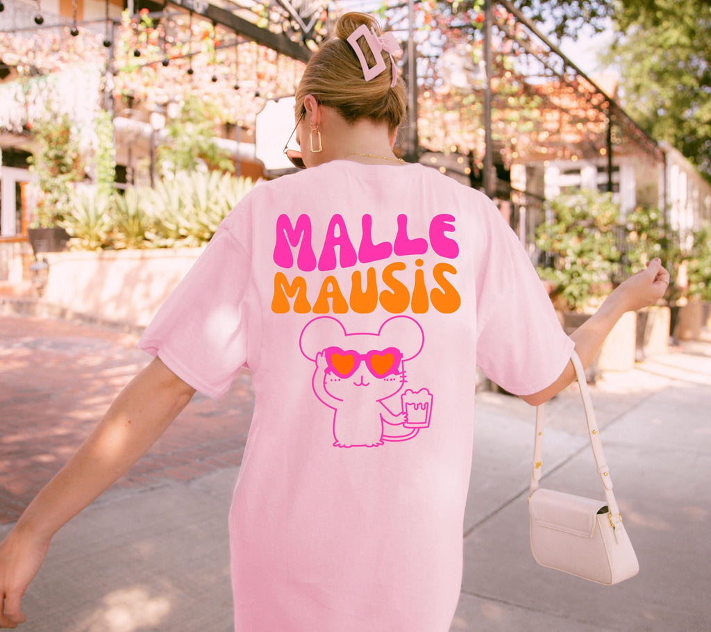 Malle Mausis Shirt pink orange, Malle Shirt 2026, Malle Shirts, Mallorca T Shirts, Bier Shirt, Gruppenshirt, Mausi, Mäuse, Maus, Damen Sonne