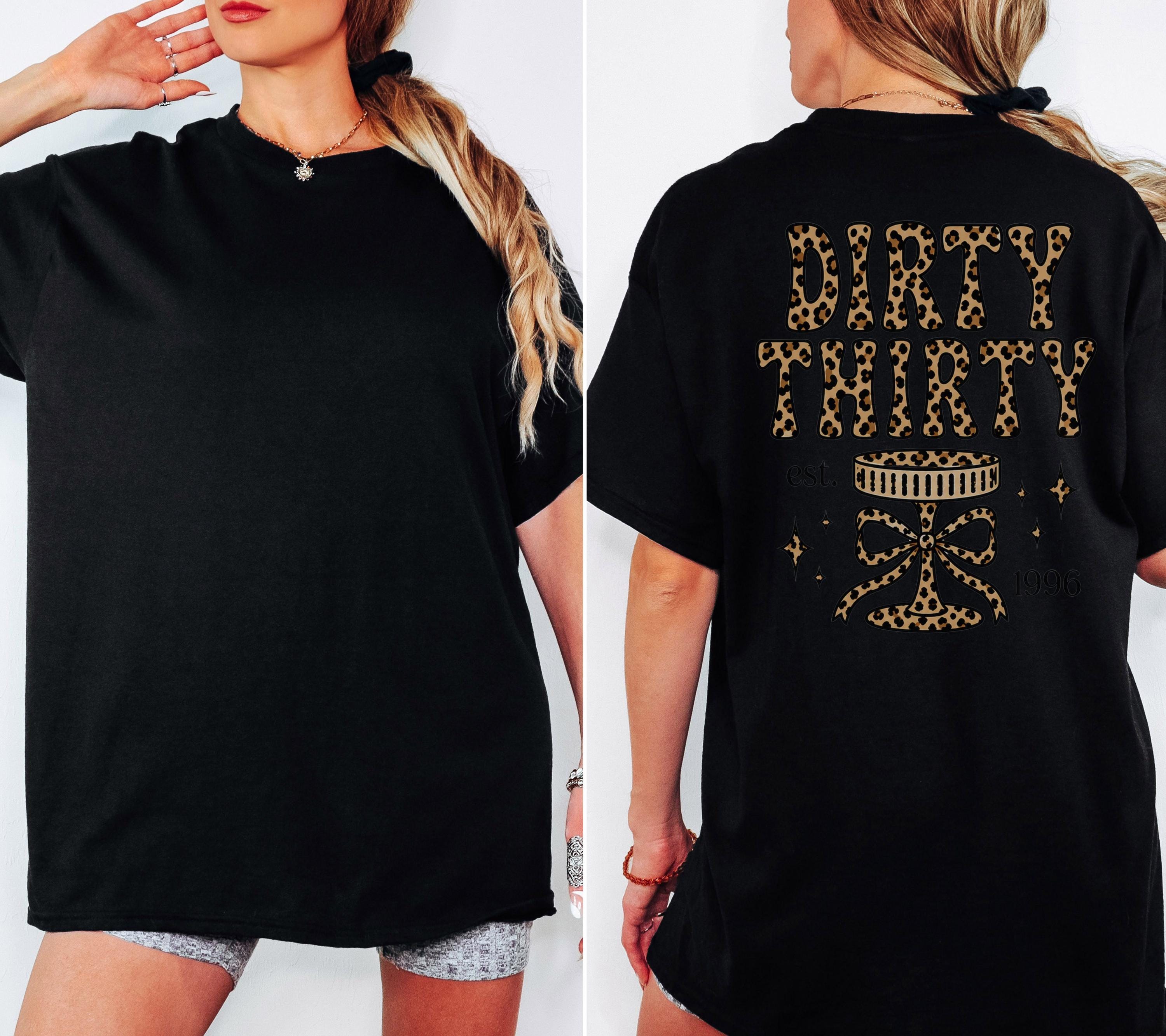 Dirty Thirty Shirt, Leo Muster, Geburtstagsshirt, est 1996, personalisiertes 30. Geburtstag Shirt, Geschenkidee Geburtstag dreißig, 30 Jahre