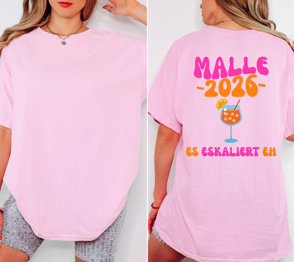 Malle Shirt, es eskaliert eh, Backprint, Malle 2026, Malle T Shirt, personalisiert, Mallorca Shirts, Sekt Shirt, Sauf T Shirt, Gruppenshirt