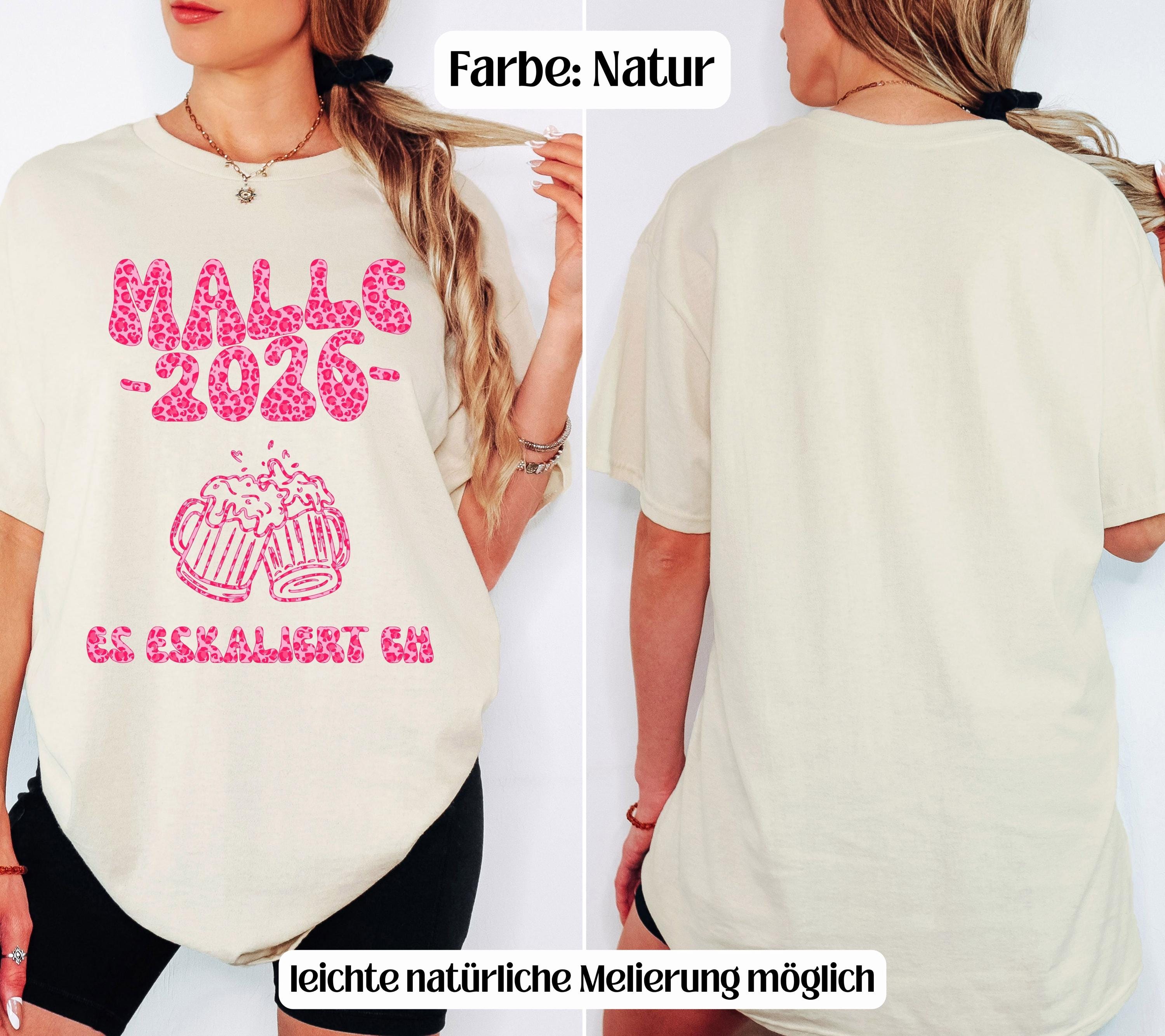 Malle Shirt mit Spruch, es eskaliert eh, Backprint, Malle 2026, Malle T Shirt pink, Mallorca Shirts, Bier Shirt, Gruppenshirt, Leo Muster