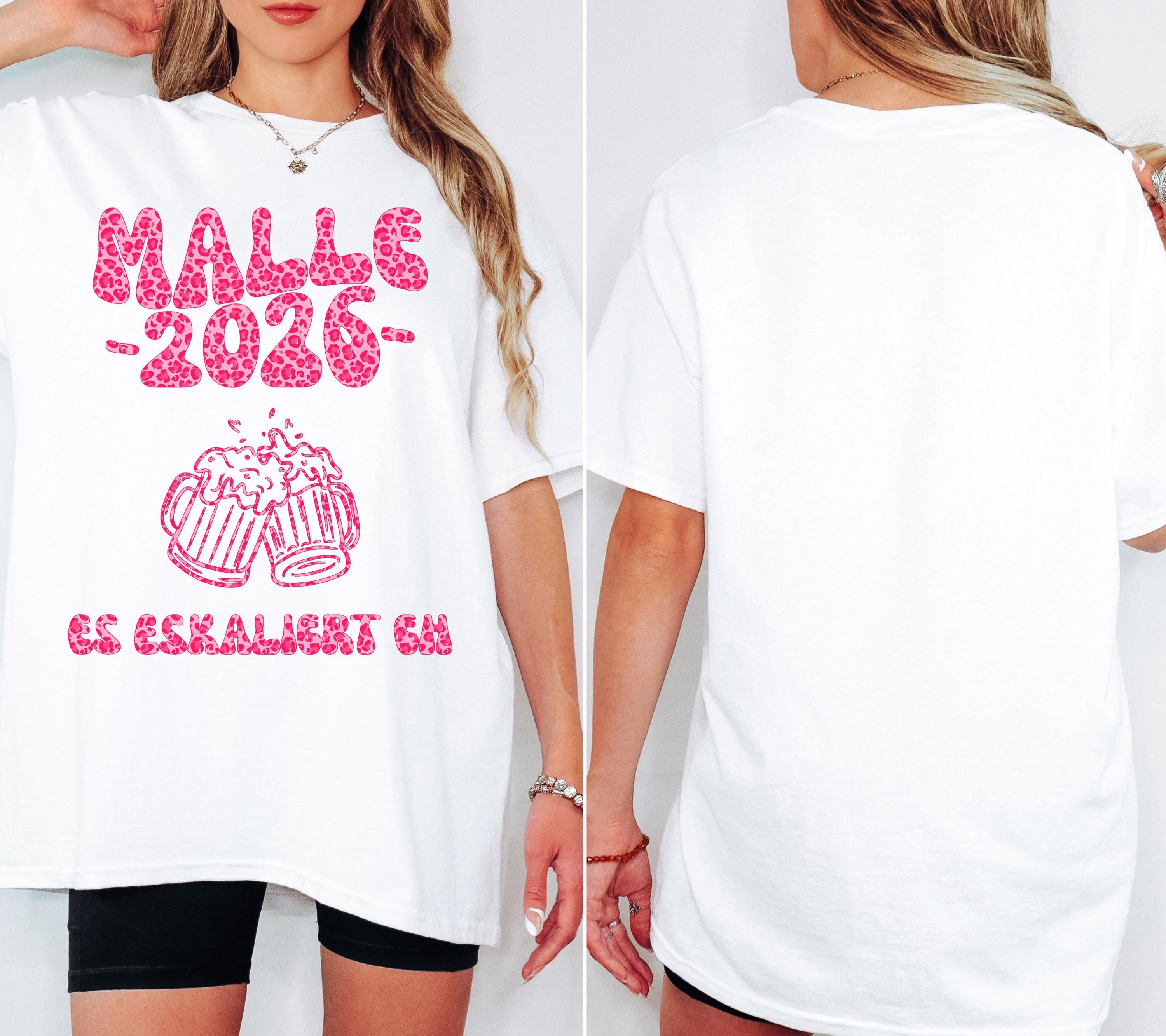 Malle Shirt mit Spruch, es eskaliert eh, Backprint, Malle 2026, Malle T Shirt pink, Mallorca Shirts, Bier Shirt, Gruppenshirt, Leo Muster