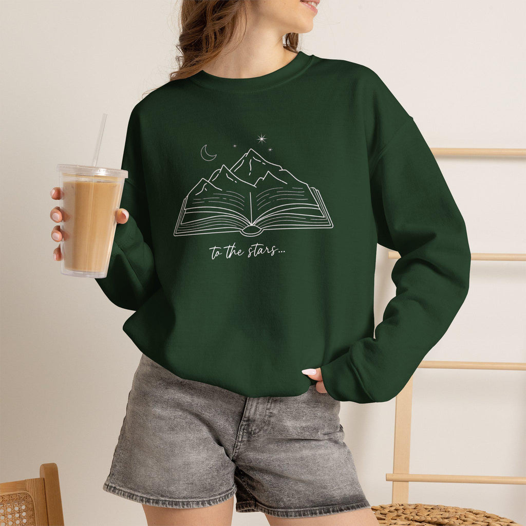 Romantasy Sweater, Geschenk fuer Buchliebhaber, Herbst, Bücherwurm Pullover, Fantasy Leser Geschenk, Zwischen Büchern und Sternen, Leseratte
