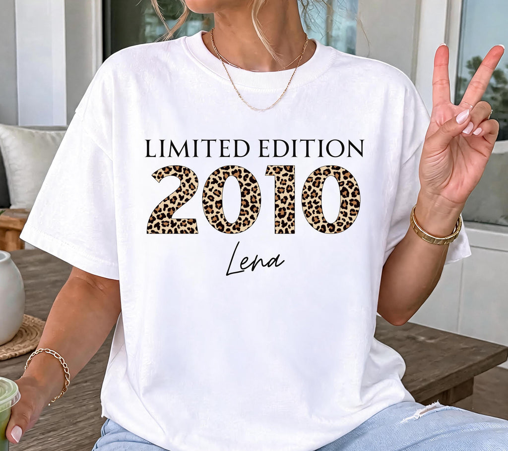 16. Geburtstag, Personalisiertes Geschenk, Geburtstagsshirt, Birthday Shirt, 16, Sechzehn, Freundin, Schwester, Tochter, Leo, 2010, Limited