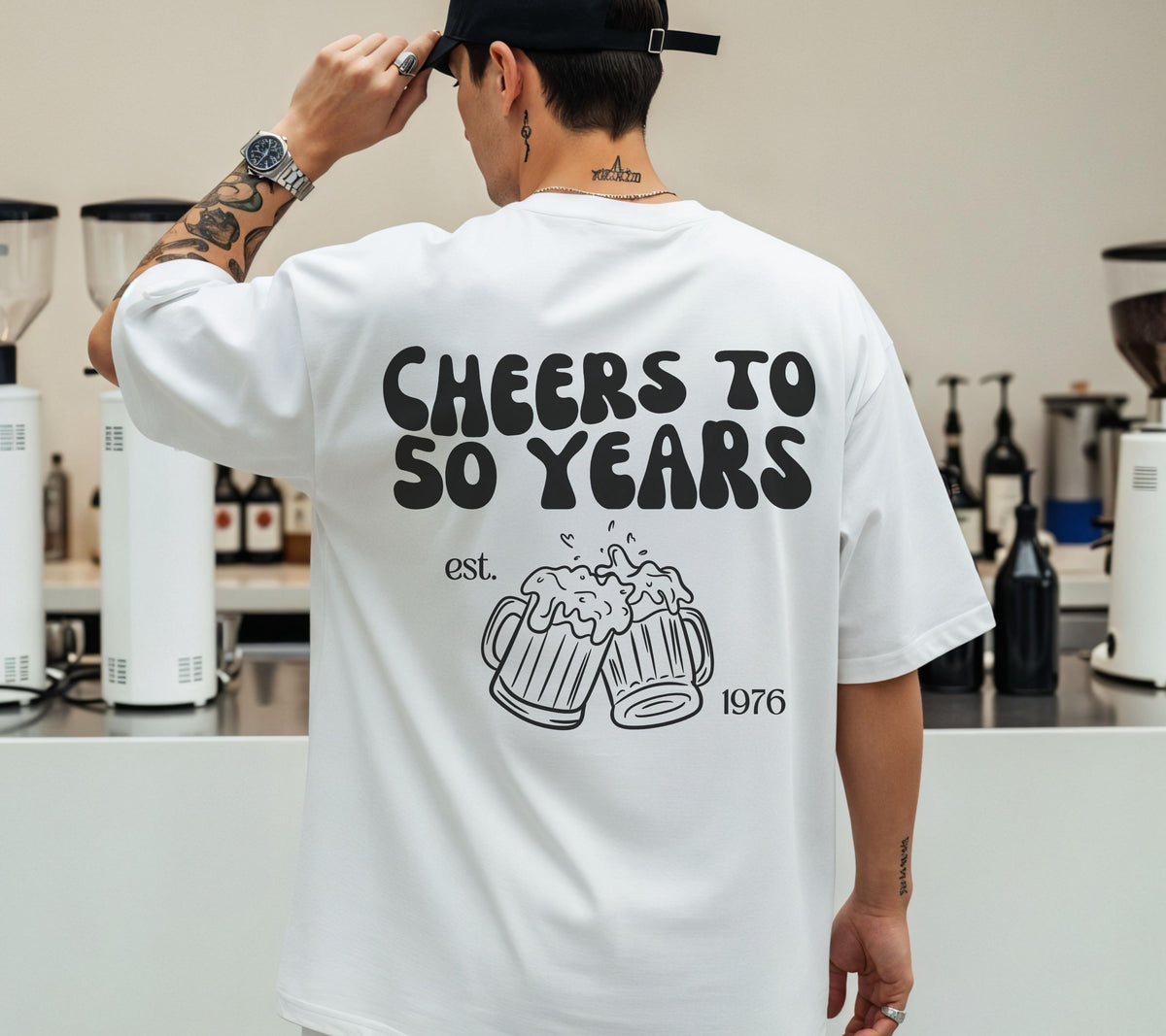 Geschenk 50. Geburtstag Männer, Geburtstags Shirt, personalisiertes 50. Geburtstag Shirt, Geschenkidee fünfzig, Herren, Cheers to 50 years